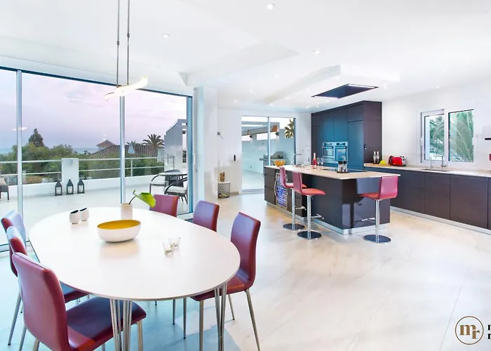 빌라 Sunset Ref #51 *